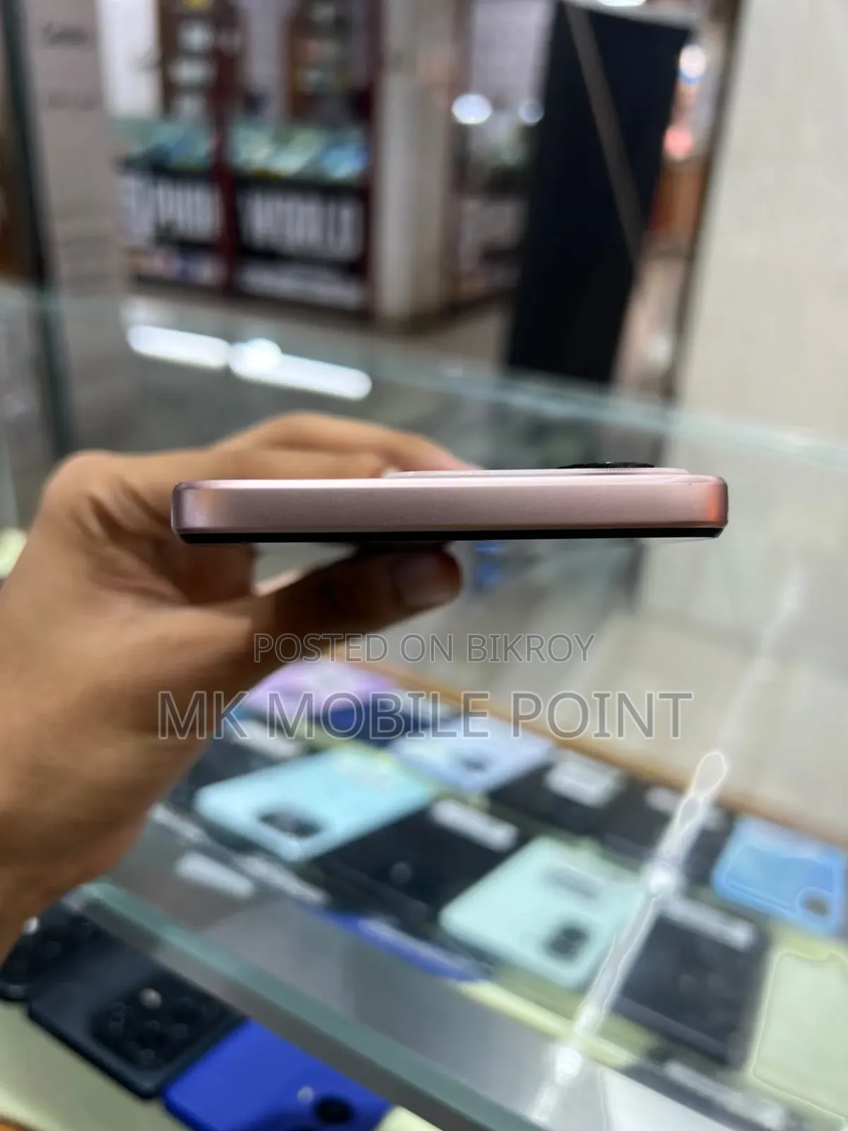 Lava 128 GB Pink
