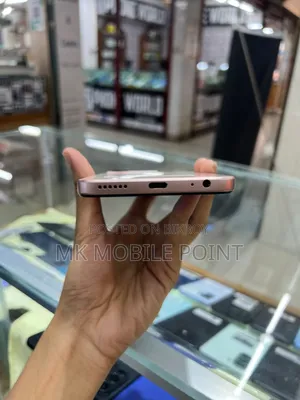 Lava 128 GB Pink