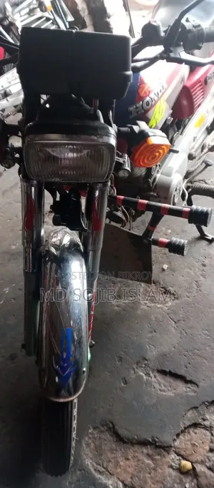 হোন্ডা সিজি১১০ ২০০৯ রেড