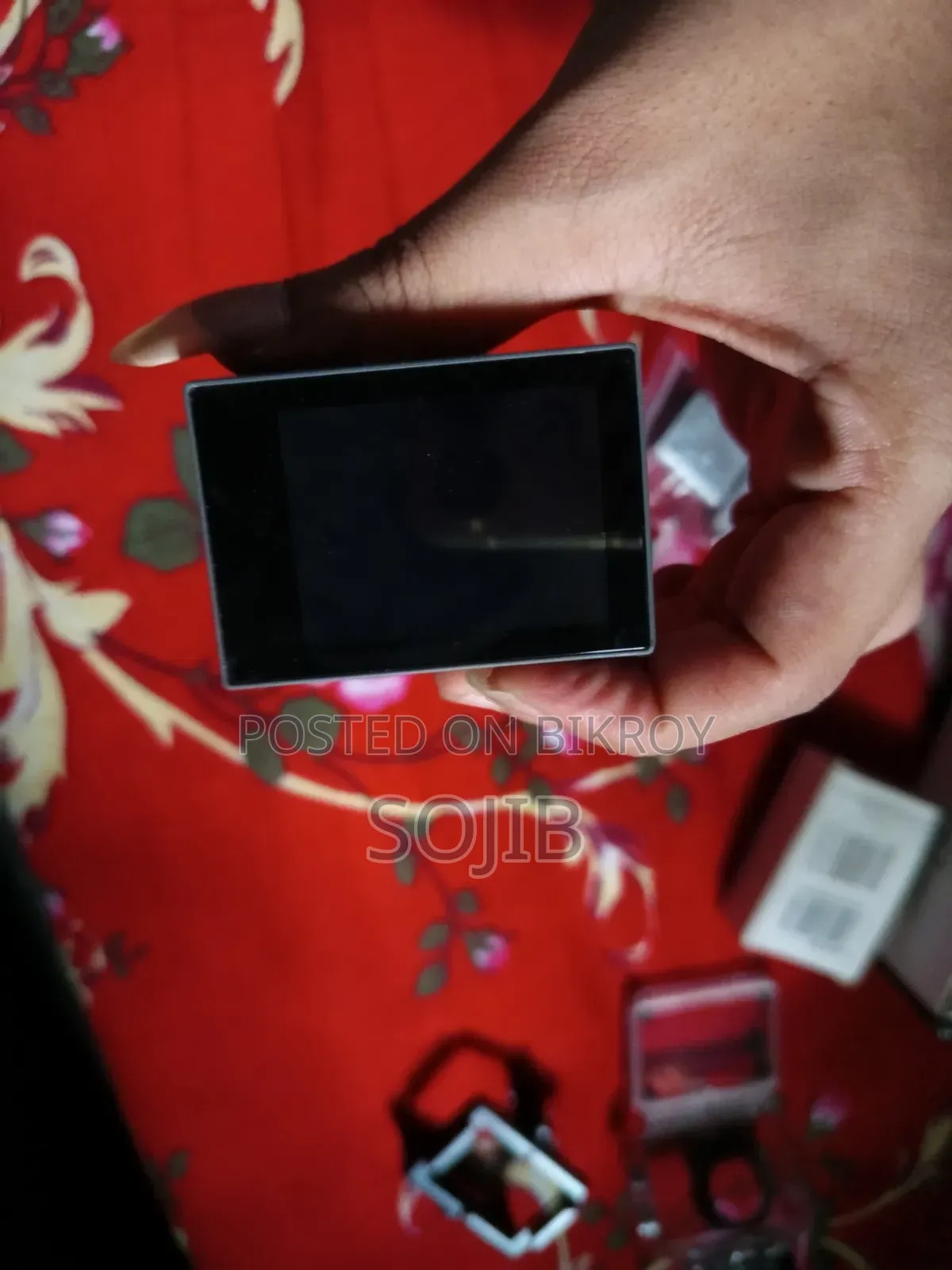 সব ঠিক আছে কোনো সমস্যা নেই ডাবল ডিসপ্লে