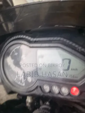 নতুন বাজাজ পালসার ১৫০ ২০২২ কালো