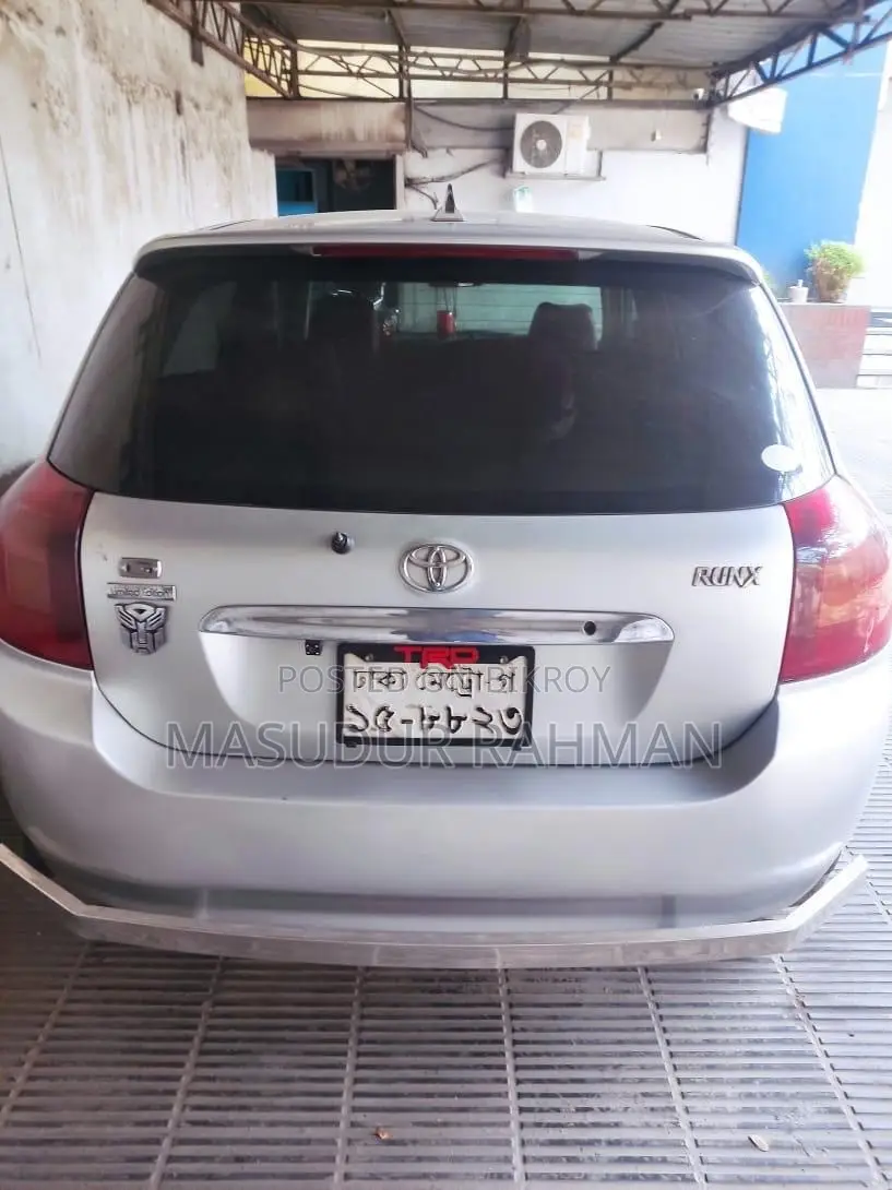 Toyota Raum 1.5 All-Wheel Drive 2001 Silver