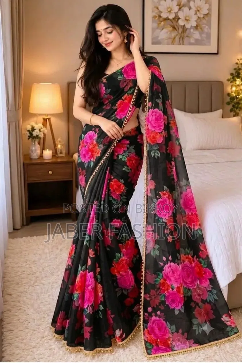 প্রিমিয়াম সফট জর্জেট শাড়ি পার্ল ওয়ার্ক সহ