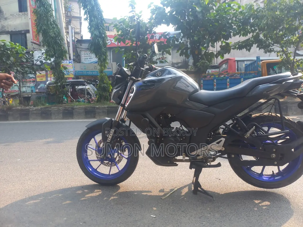 Yamaha FZS V4 2025 Gray