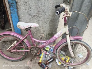 ১৮ সাইজ ৫-৮ বছরের শিশুর সাইকেল
