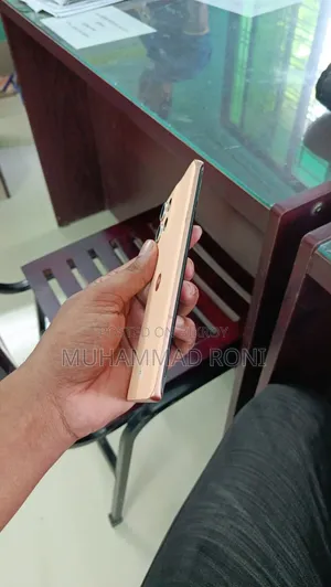 মটোরোলা এজ ৫০ ২৫৬ জিবি রোজ গোল্ড