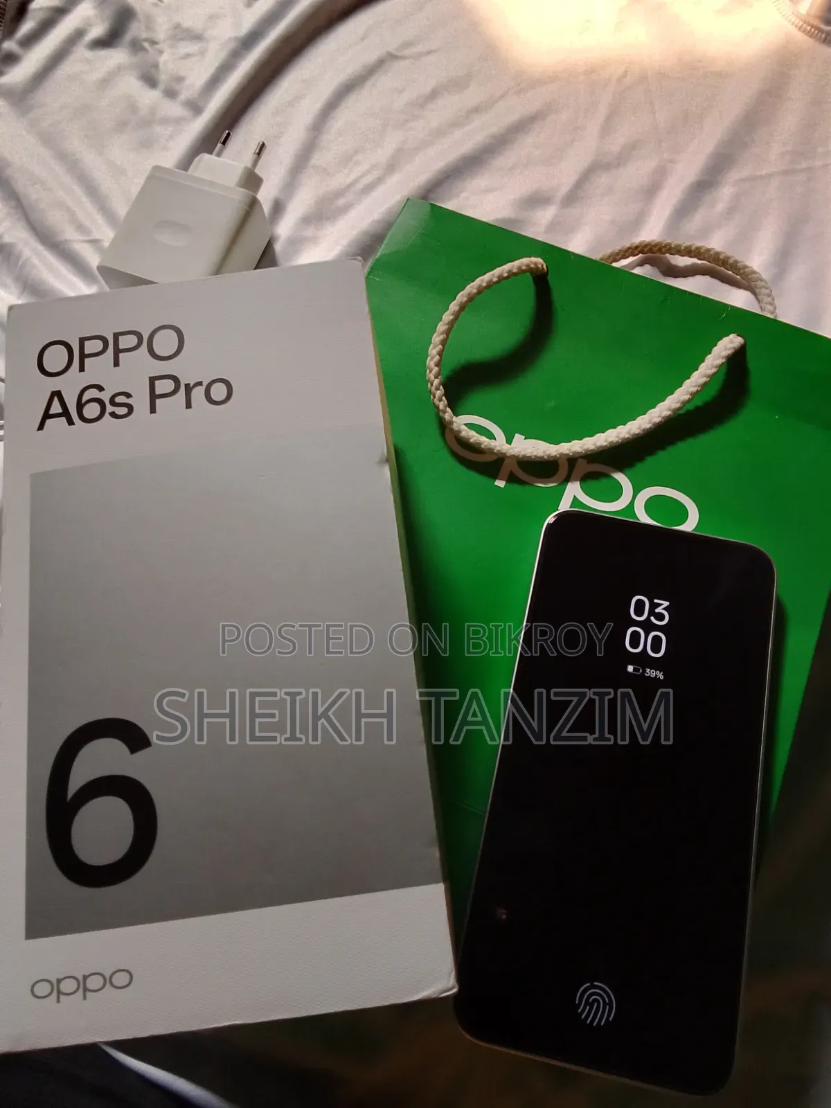 Oppo A6s Pro ২৫৬ জিবি হোয়াইট
