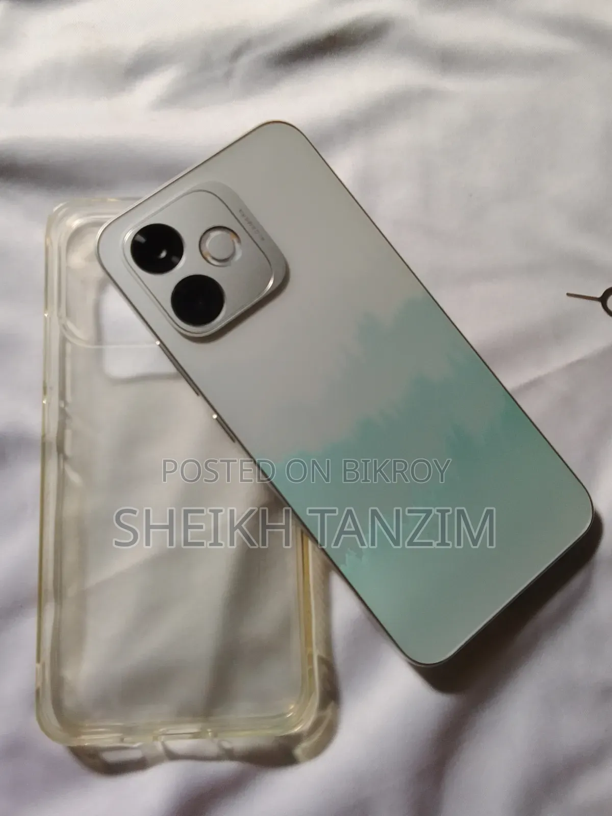Oppo A6s Pro ২৫৬ জিবি হোয়াইট