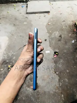 Vivo Y20 64 GB Blue