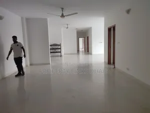 4 Bedroom Apartment in Gulshan for rent
