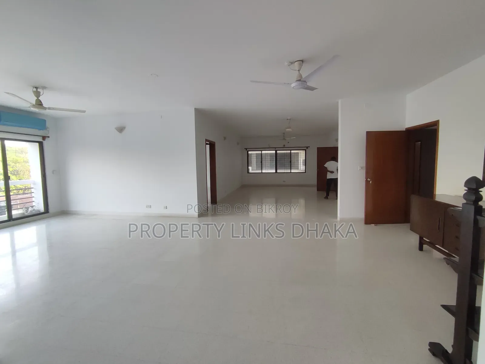 4 Bedroom Apartment in Gulshan for rent