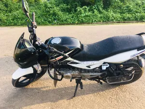 Bajaj Pulsar 150 2016 Black