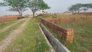 Bashundhara Plot Sale 10 Katha N Block With Transfer Free