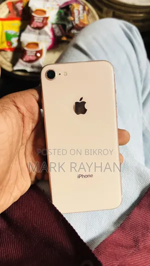 Apple iPhone 8 64 GB Gold