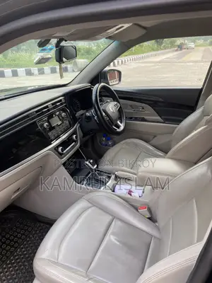 সস্যাংইয়ং কোরাডো ২০২০ কালো