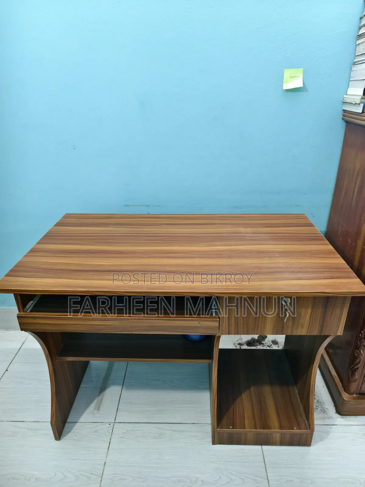 স্টাডি/ডেস্কটপ টেবিল