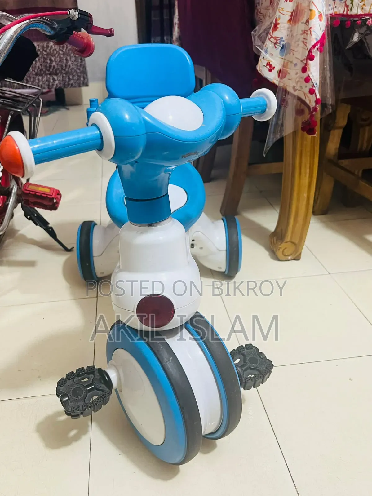 1 Jim & Jolly Rock Rider Tricycle With Backrest 3Y Pink