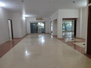 গুলশানে ৪ বেডরুমের অ্যাপার্টমেন্ট ভাড়ার জন্য