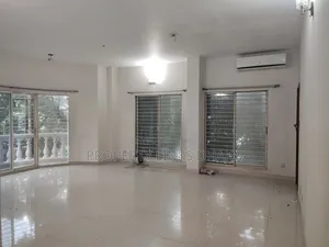 4 Bedroom Apartment in Gulshan for rent