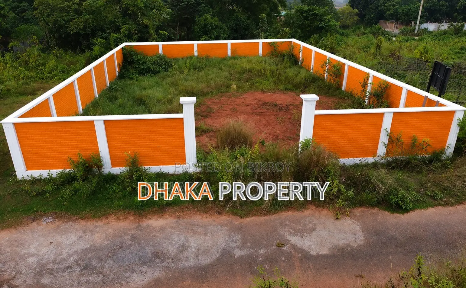 10 Katha Lake & Park View South at Sector-24