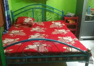 স্টিলের খাট বিক্রি হবে – ভালো কন্ডিশন