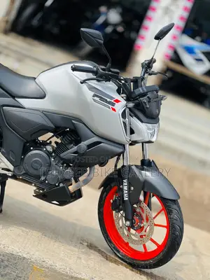 Yamaha FZS V4 2025 White