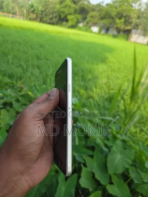 স্যামসাং গ্যালাক্সি এ৭ ১৬ জিবি গোল্ড