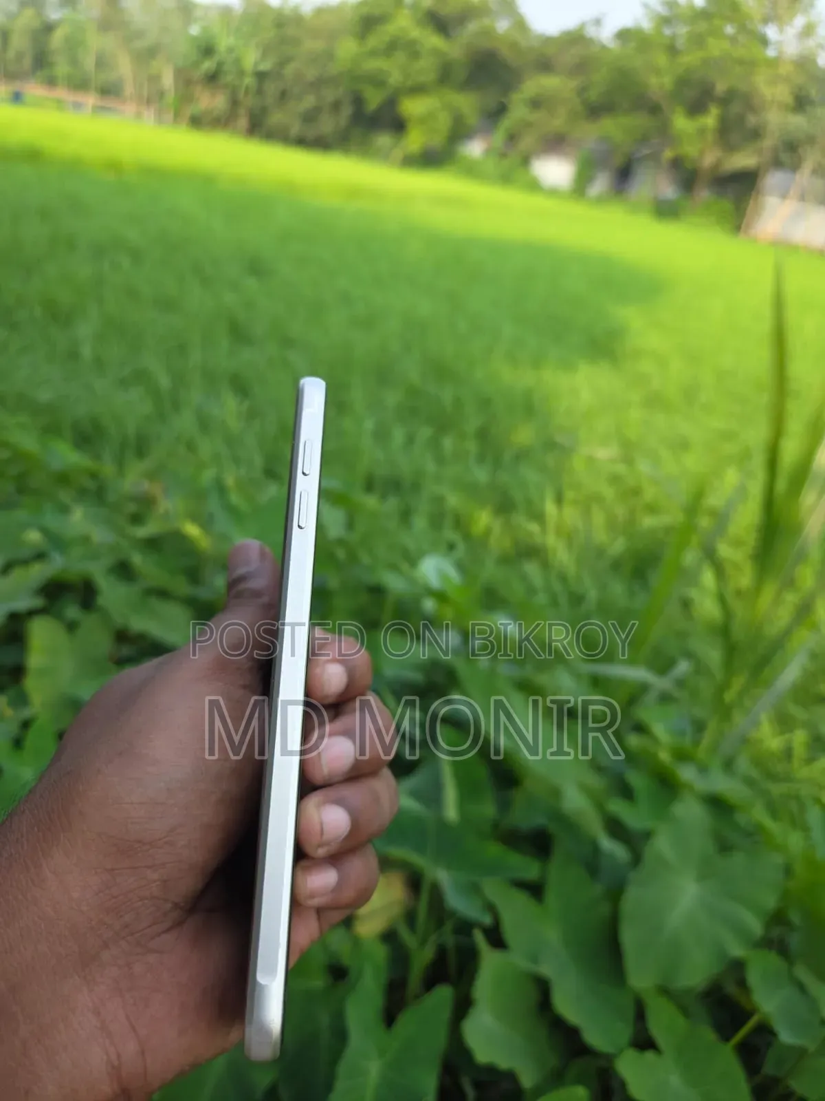 স্যামসাং গ্যালাক্সি এ৭ ১৬ জিবি গোল্ড