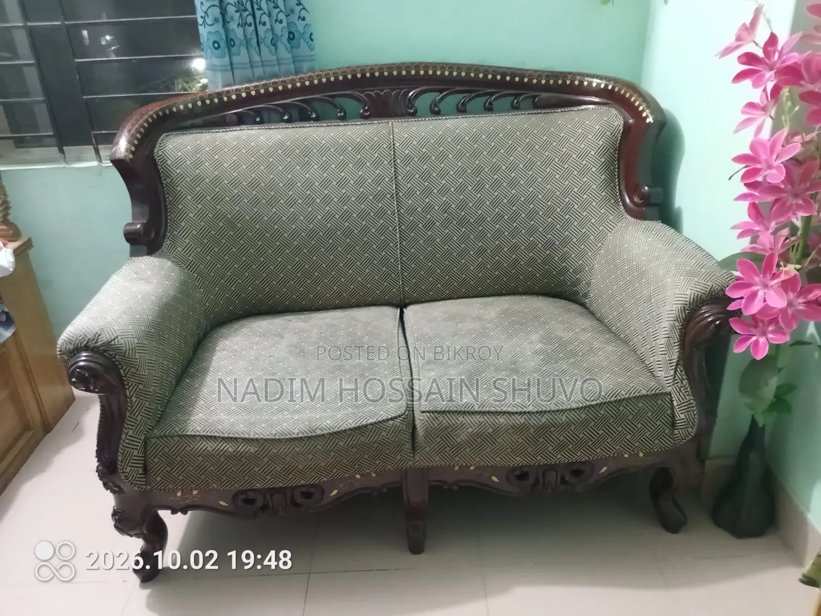 ভালো মানের সোফা