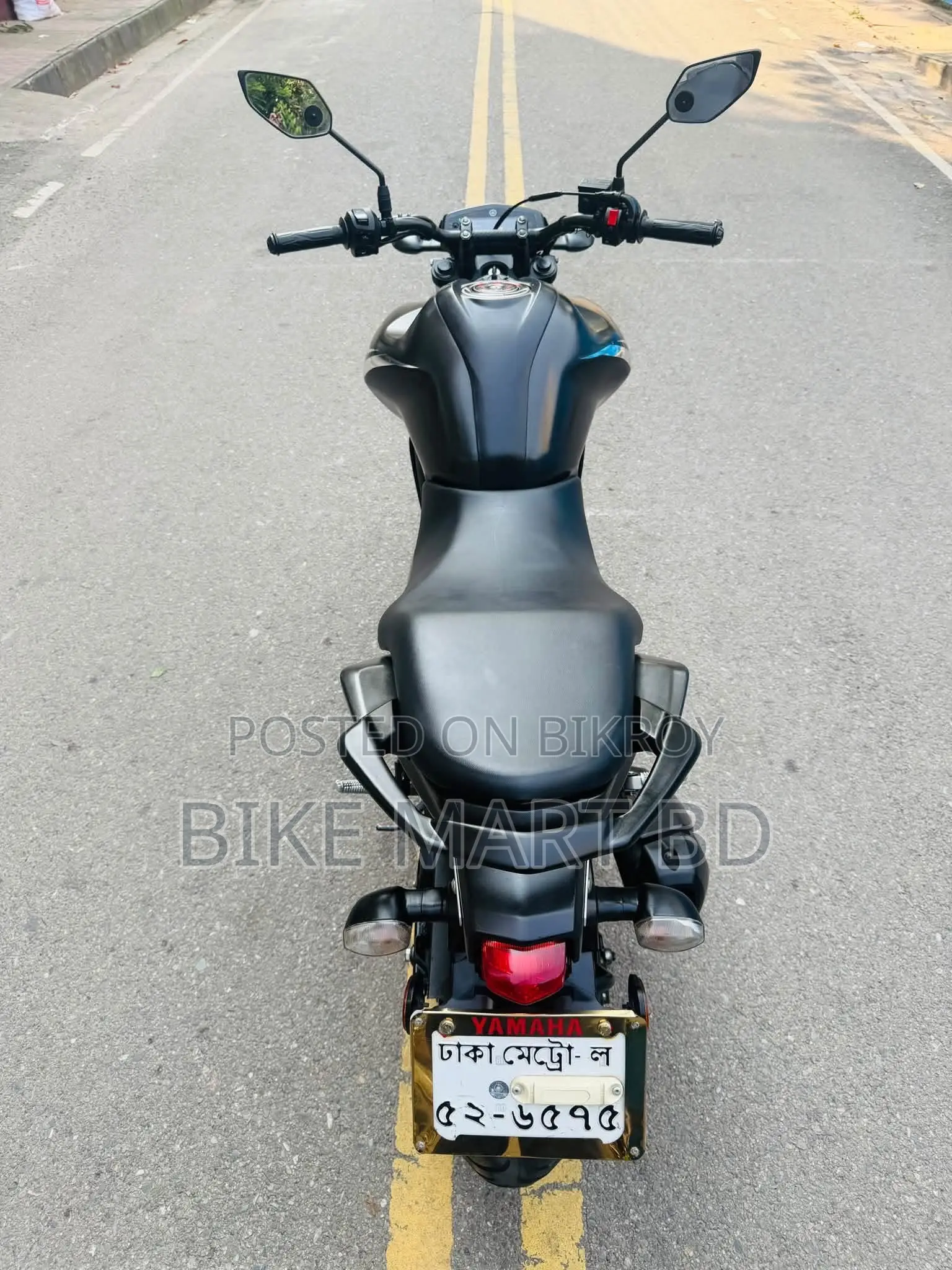 ইয়ামাহা এফজেডএস ভি৩ ২০২১ কালো