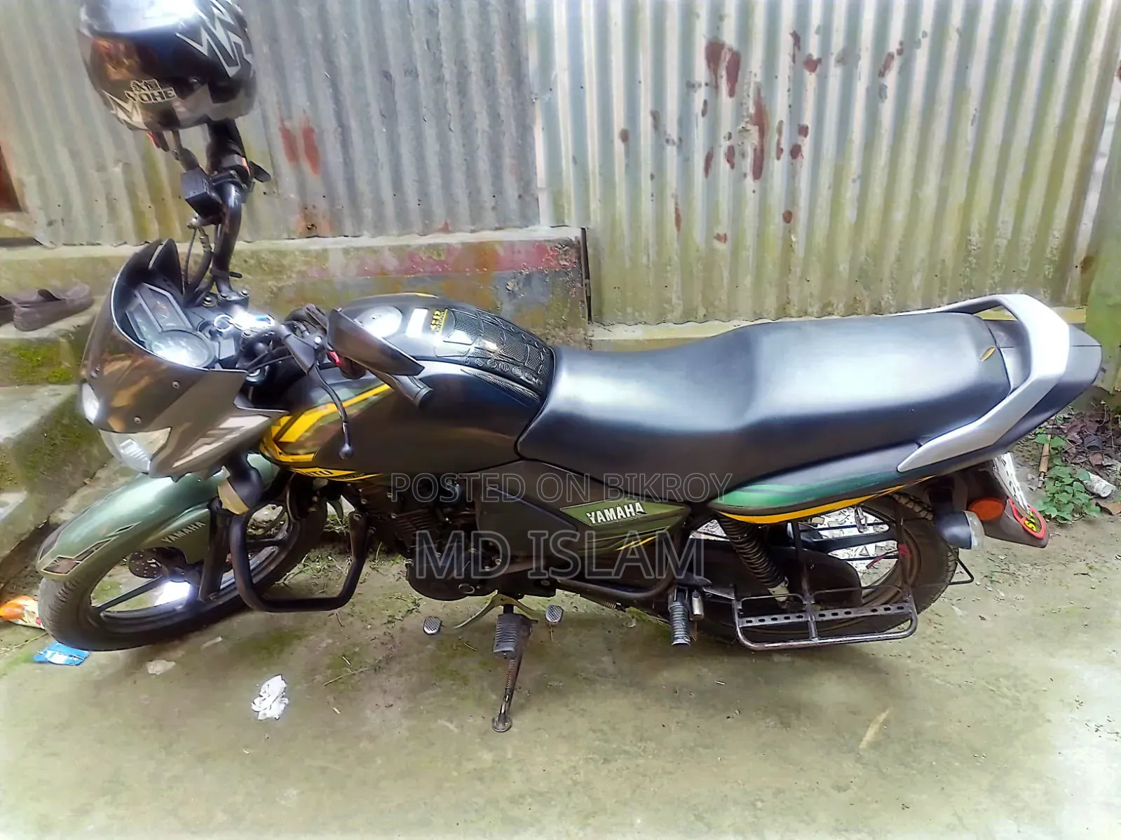 ইয়ামাহা সালুটো ১২৫ ২০২০ ব্ল্যাক