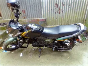 ইয়ামাহা সালুটো ১২৫ ২০২০ ব্ল্যাক