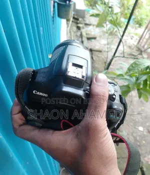 Camera 1300d