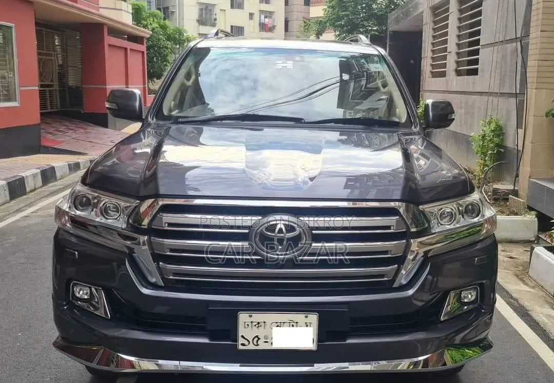 টয়োটা ল্যান্ড ক্রুয়েজার ৪.৫ ভি৮ ভিএক্সআর ২০১৬ গ্রে