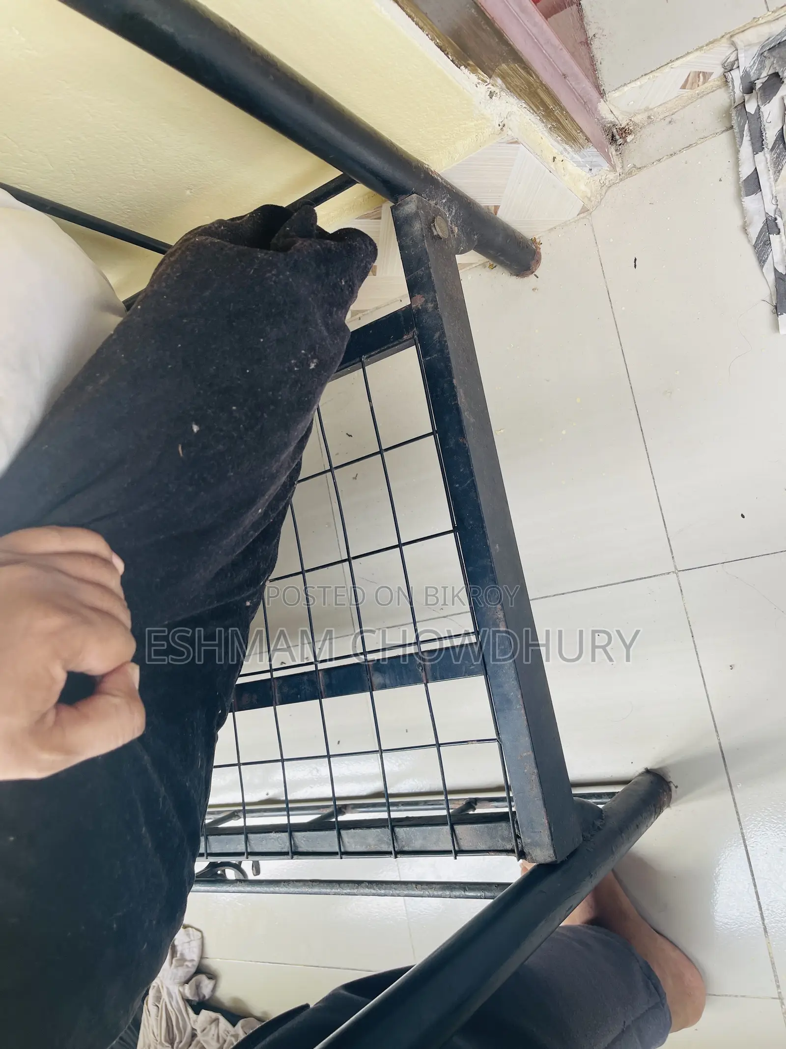 লোহার সোফা ৫.১ ইঞ্চি এবং ২১ ইঞ্চি