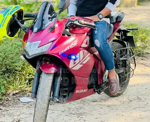 Suzuki Gixxer SF 2024 Red
