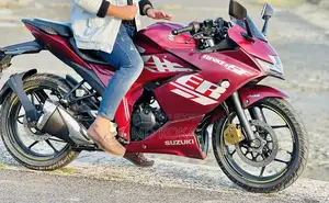 Suzuki Gixxer SF 2024 Red