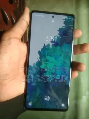 স্যামসাং গ্যালাক্সি এস২০ এফই ১২৮ জিবি নীল