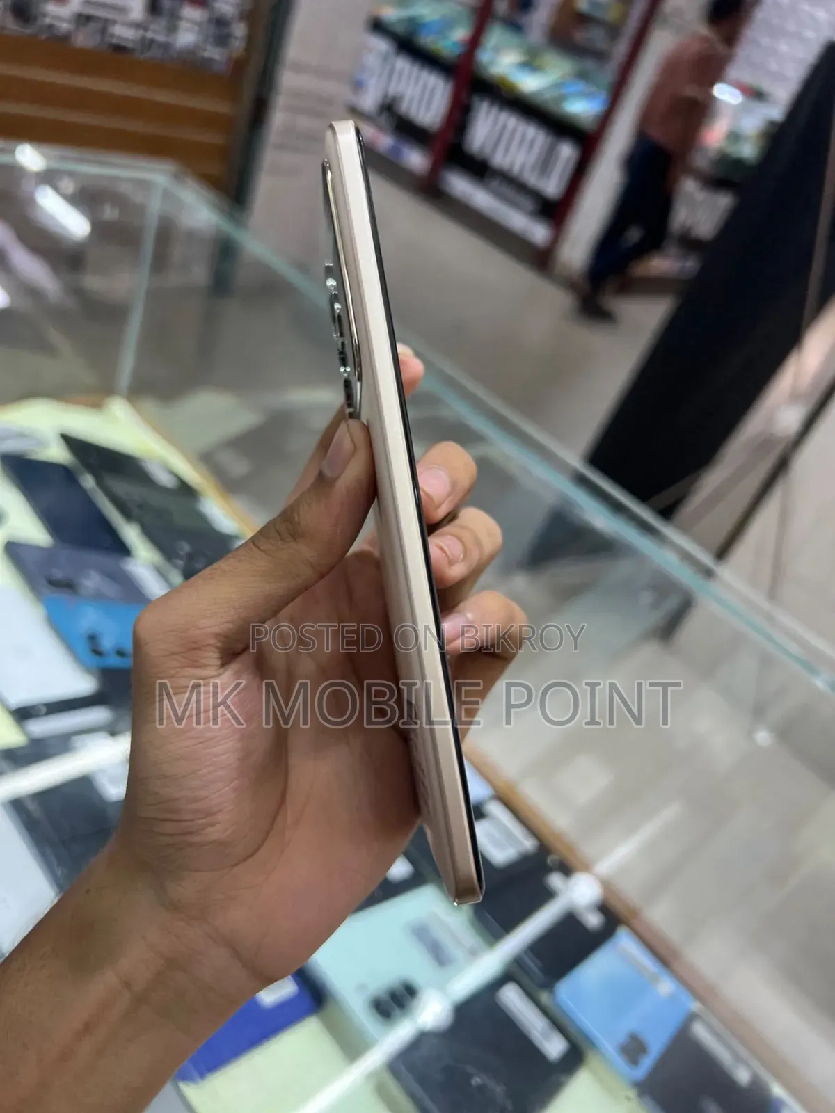 Realme P4 Pro 128 GB Gold