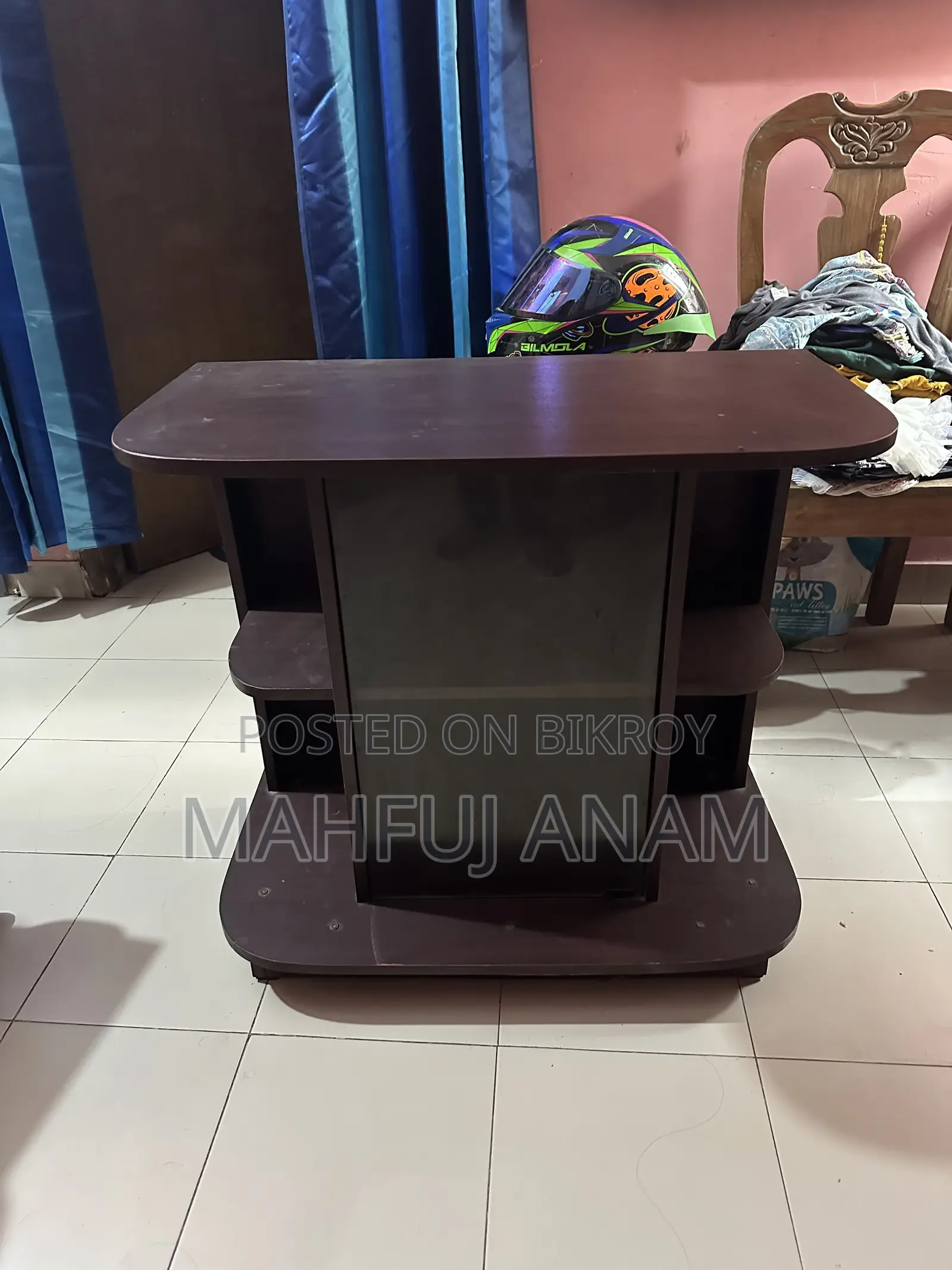 TV Table for Sell