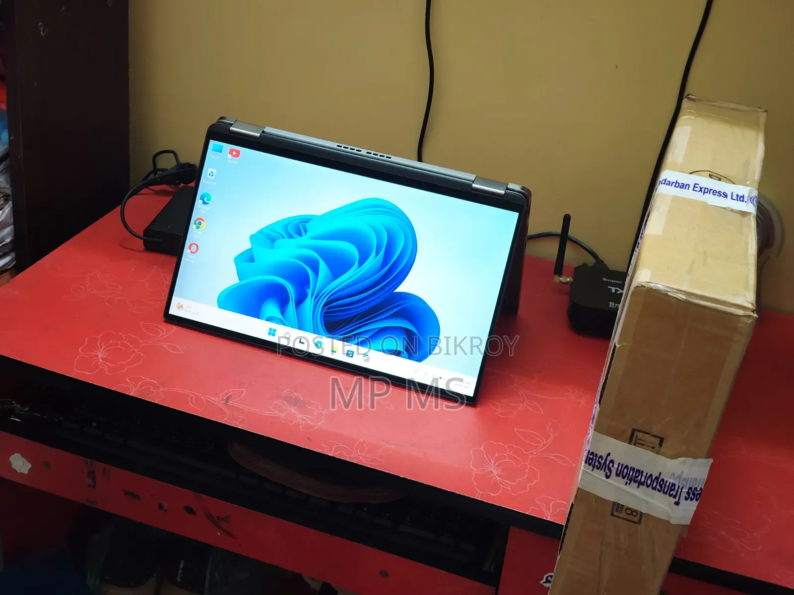 Laptop Dell Latitude 7400 2-in-1 16GB Intel Core i7 SSD 256GB