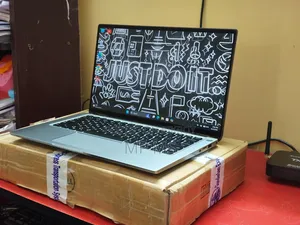 Laptop Dell Latitude 7400 2-in-1 16GB Intel Core i7 SSD 256GB