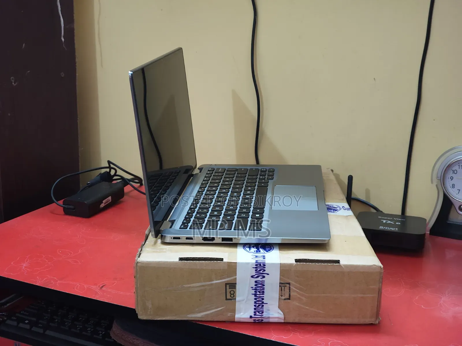 Laptop Dell Latitude 7400 2-in-1 16GB Intel Core i7 SSD 256GB