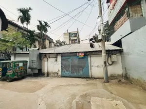 Godown / Factory available for rent