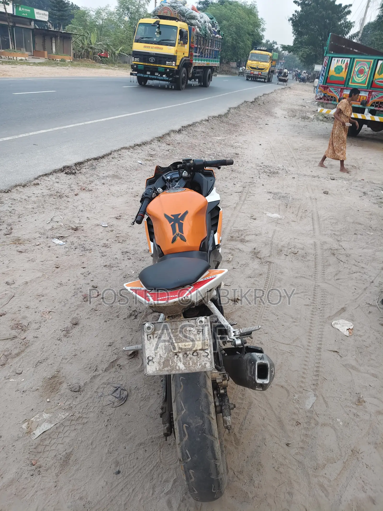 Honda CBR 2016 Orange