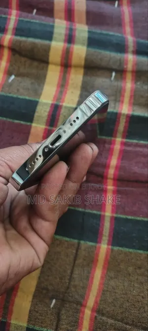 অ্যাপল আইফোন ১৪ প্রো ১২৮ জিবি সাদা