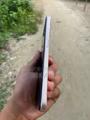 অপ্পো এ৭৭ ১২৮ জিবি কমলা