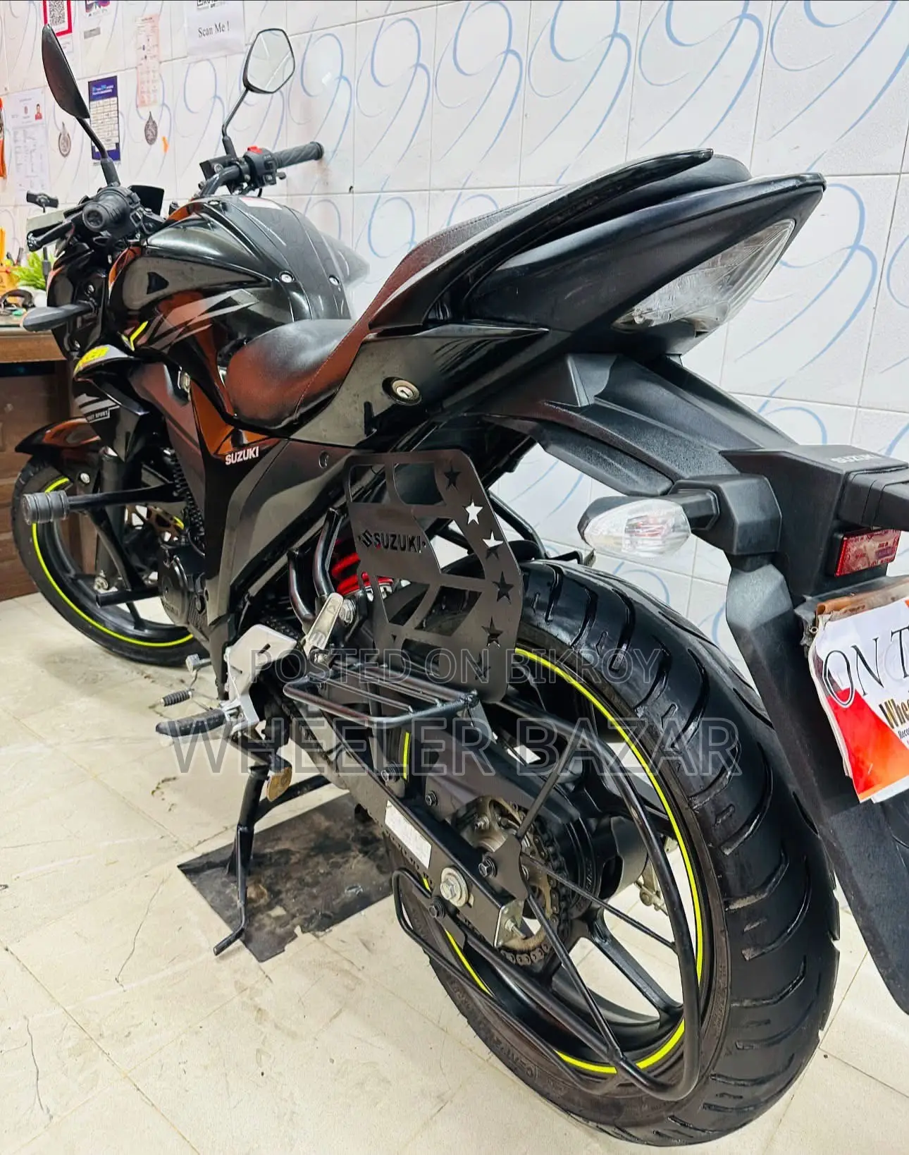 সুজুকি জিক্সার ২০২৬ কালো
