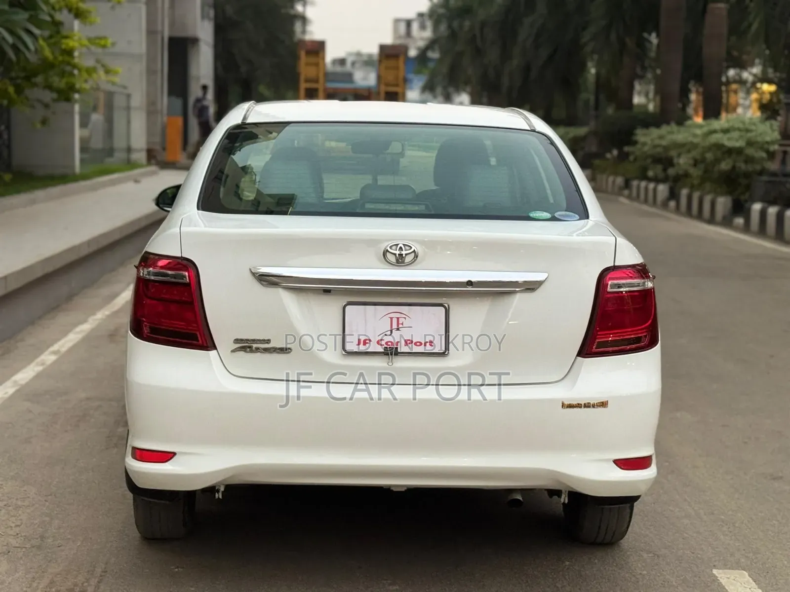 Toyota Axio 1.5 X 2WD 2017 Pearl