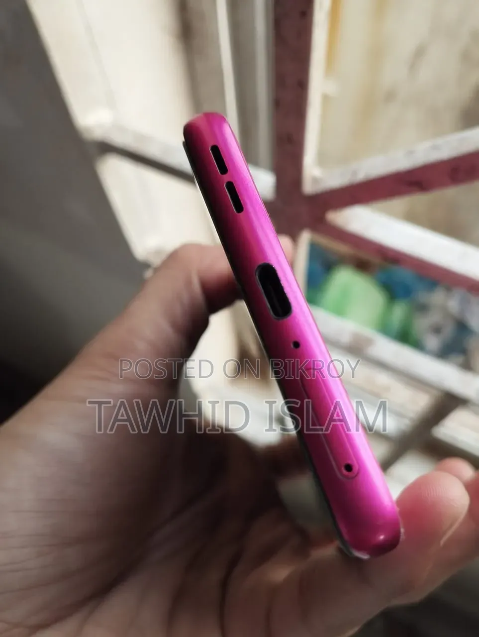 মোটোরোলা এজ ৫০ ফিউশন ২৫৬ জিবি পিংক